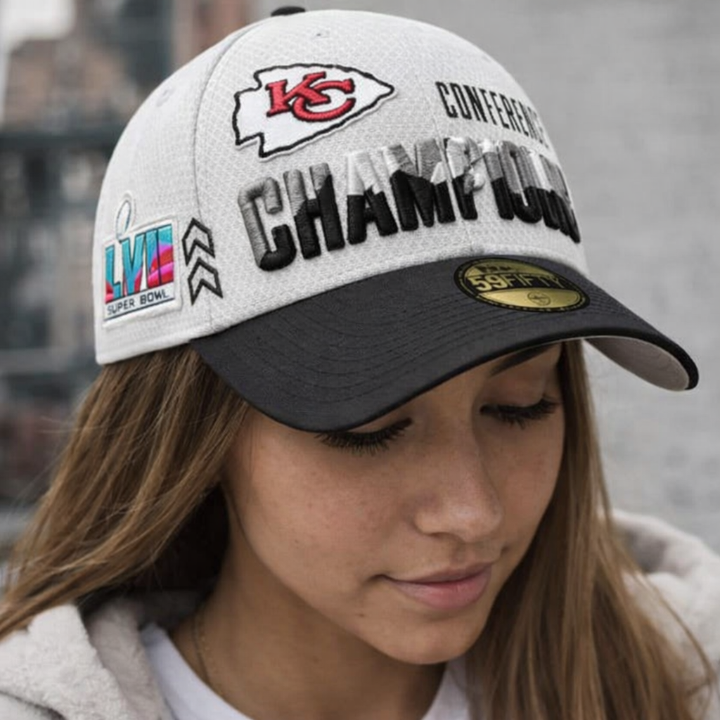 Personalised Snapback Cap - Bulls Logo